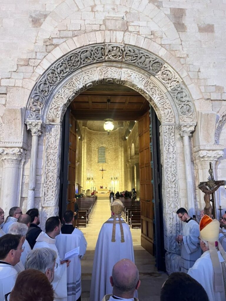 apertura porta giubilare a Trani
