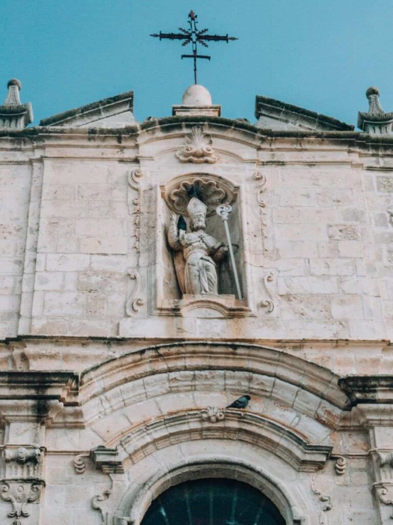 Facciata della chiesa di San Cataldo a Cisternino